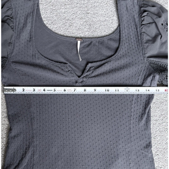 FREE PEOPLE Floral Lace Embroidered Brunch Date Top Gray Romantic Crochet S - Picture 13 of 14